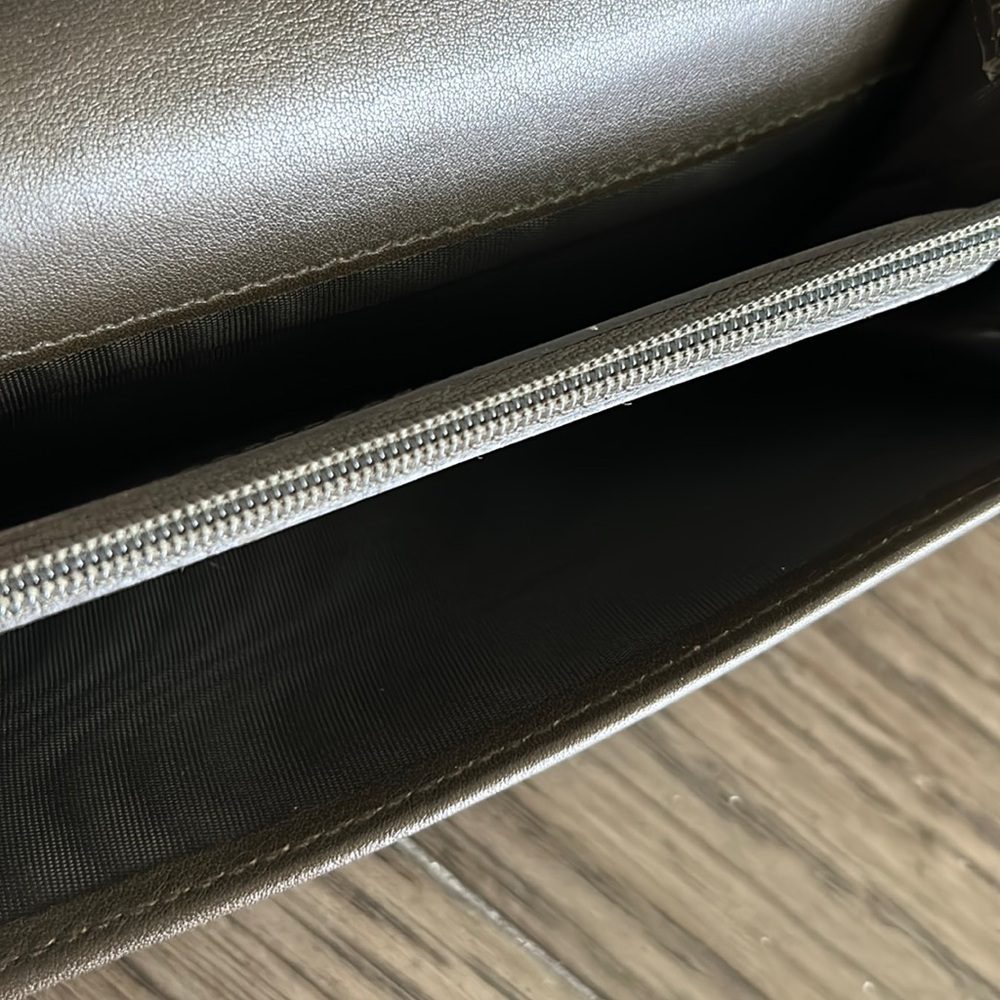 GUCCI Green Long Wallet - Picture 8 of 15